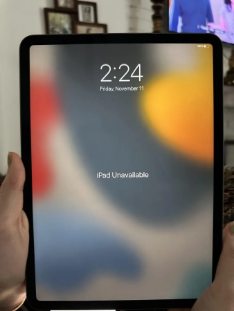 ipad unavailable with no erase option