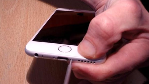 press iphone screen